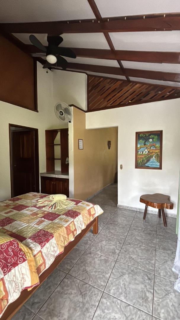 Hotel Suizo Loco Lodge & Resort Cahuita Luaran gambar