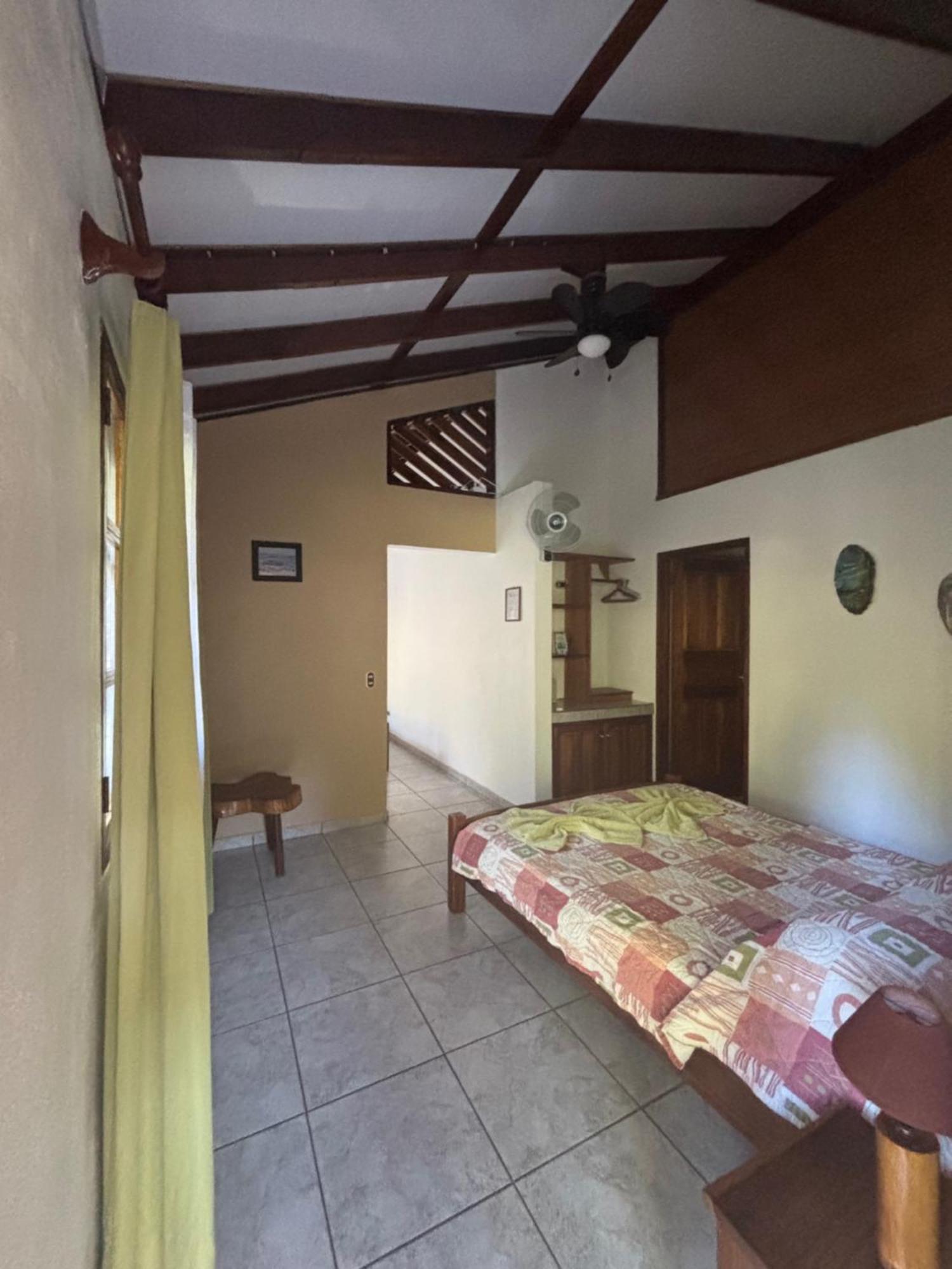 Hotel Suizo Loco Lodge & Resort Cahuita Luaran gambar