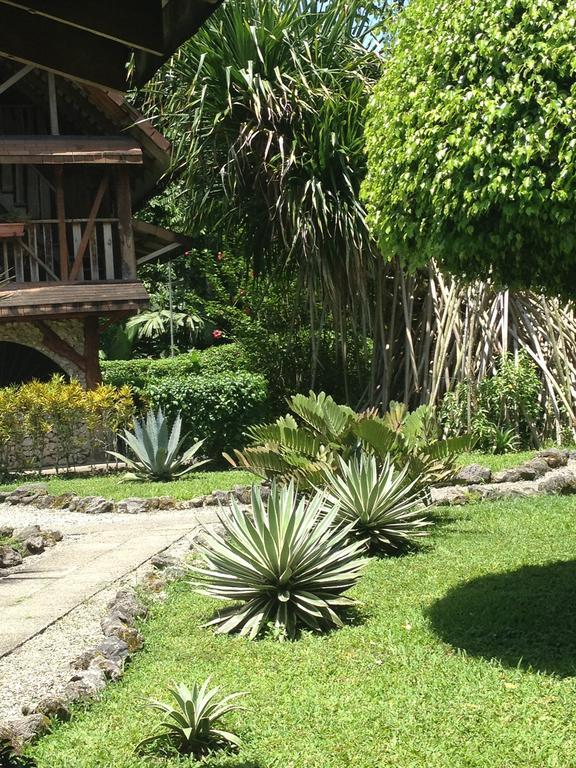 Hotel Suizo Loco Lodge & Resort Cahuita Bilik gambar