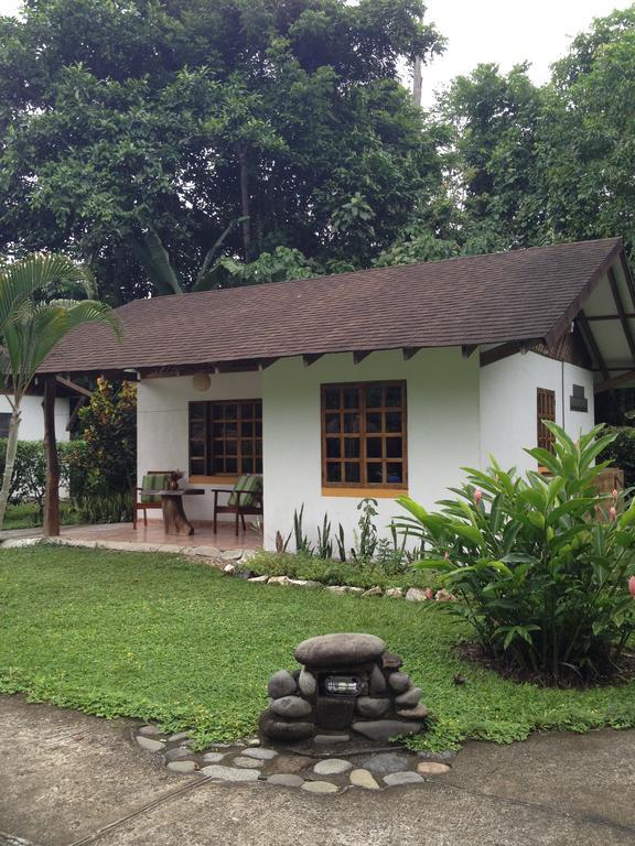 Hotel Suizo Loco Lodge & Resort Cahuita Bilik gambar